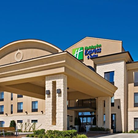 Holiday Inn Express Hotel & Suites Wichita Falls, An Ihg Hotel Exterior photo